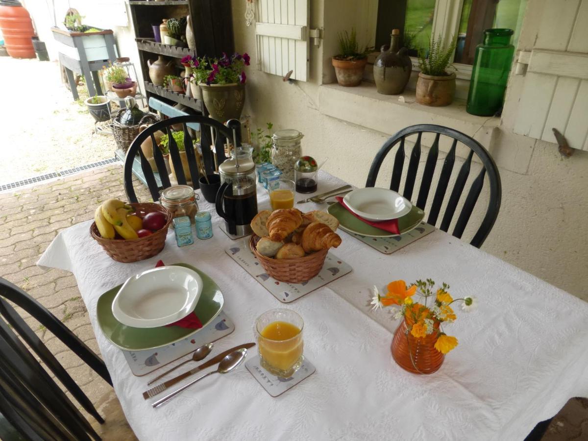 Chez Kate Bed and Breakfast Charroux  Εξωτερικό φωτογραφία